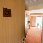 Oxford By Timhotels Hotel