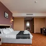 Hotel Oxford By Timhotels 3*
