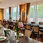 Hotel Oxford By Timhotels
