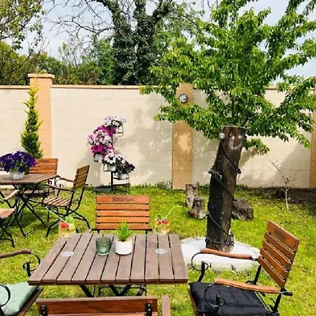 Oxford By Timhotels ティミショアラ