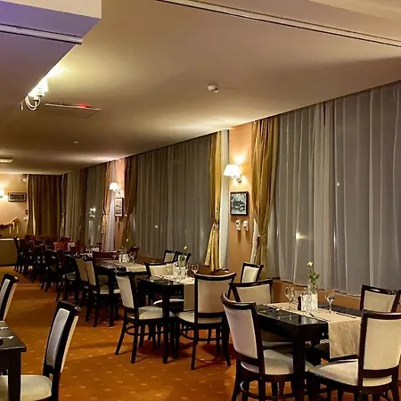 فندق Oxford By Timhotels 3*