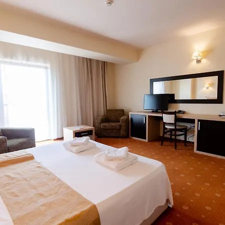 Oxford By Timhotels فندق تيميشورا