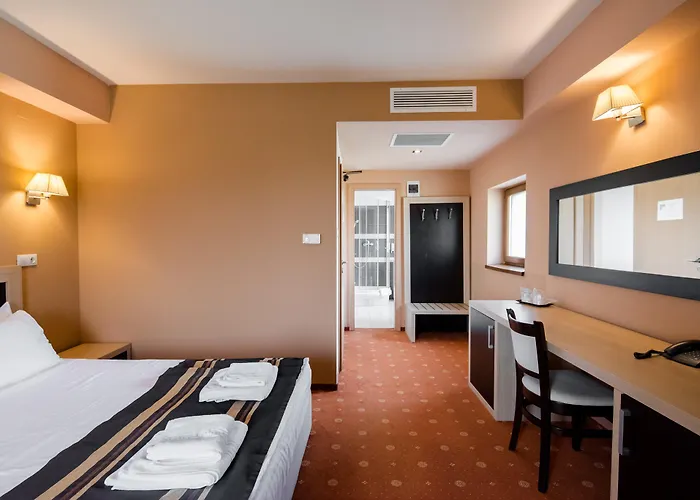 מלון Oxford By Timhotels 3*