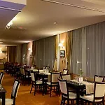 Отель Oxford By Timhotels 3*