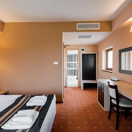 Hotel Oxford By Timhotels 3*