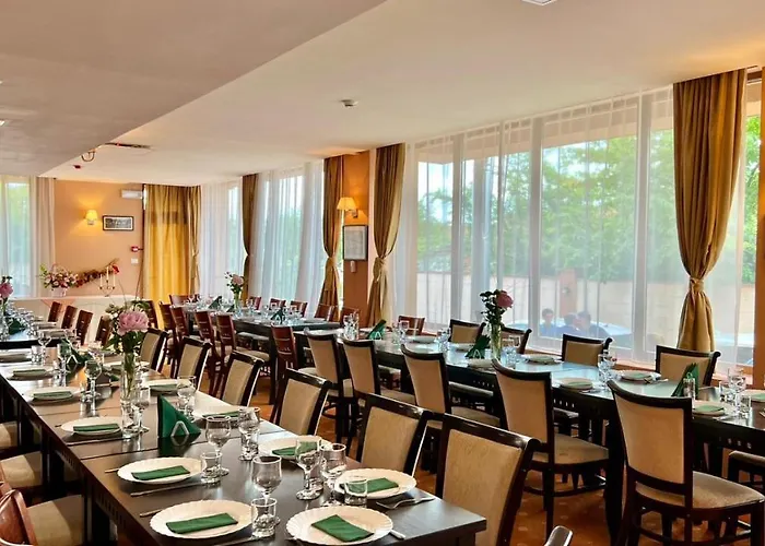 Oxford By Timhotels فندق 3*